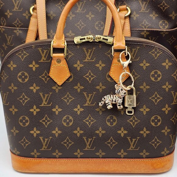 Authentic Louis Vuitton Lock & Key with unbranded Bagcharm, Keycharm, Keychain - Picture 8 of 8